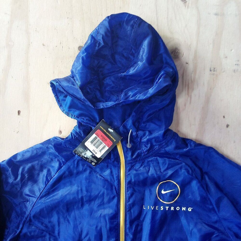 NWT Nike Livestrong Lance Armstrong Hooded Windbreaker Jacket